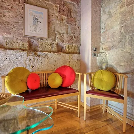 Sleeps 3 With Wifi Apartament *