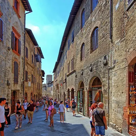 Sleeps 3 With Wifi * San Gimignano